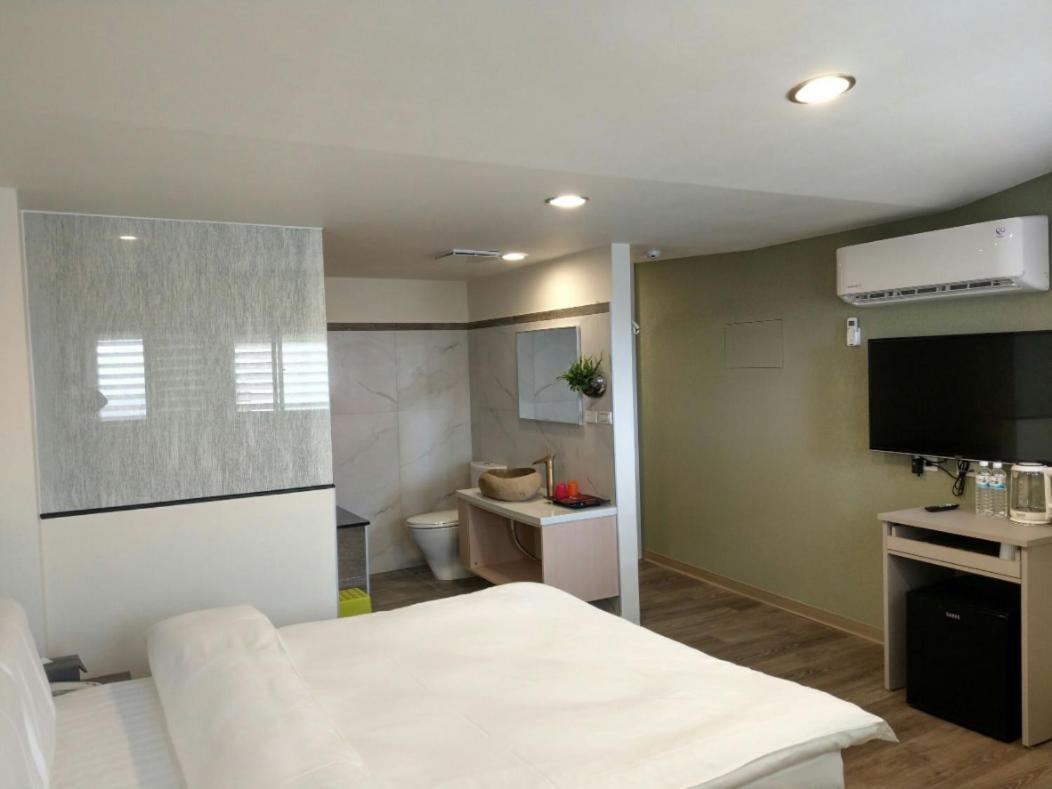 Yy Elleys Home Jiaoxi Exterior foto